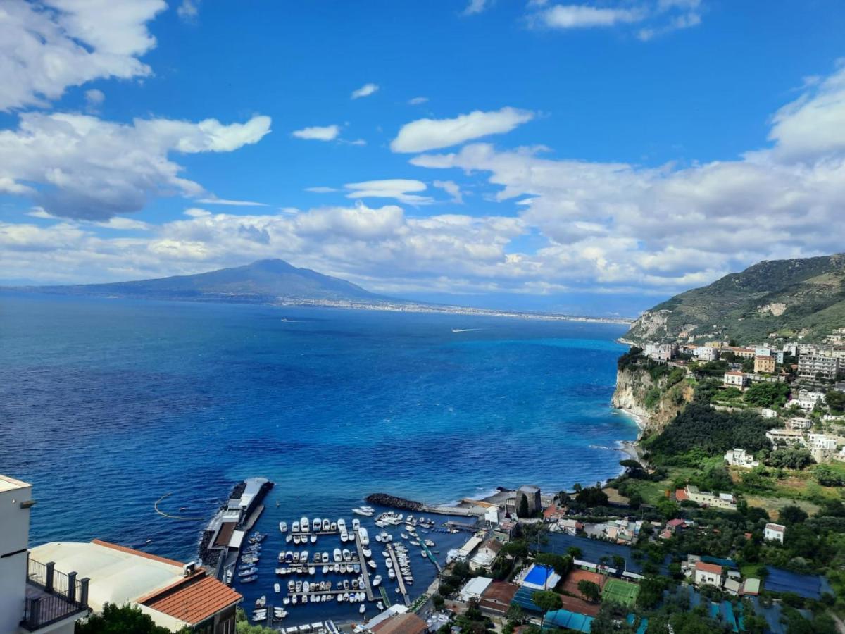 La Torretta Sea View Rooms วีโกเอเกวนเซ ภายนอก รูปภาพ