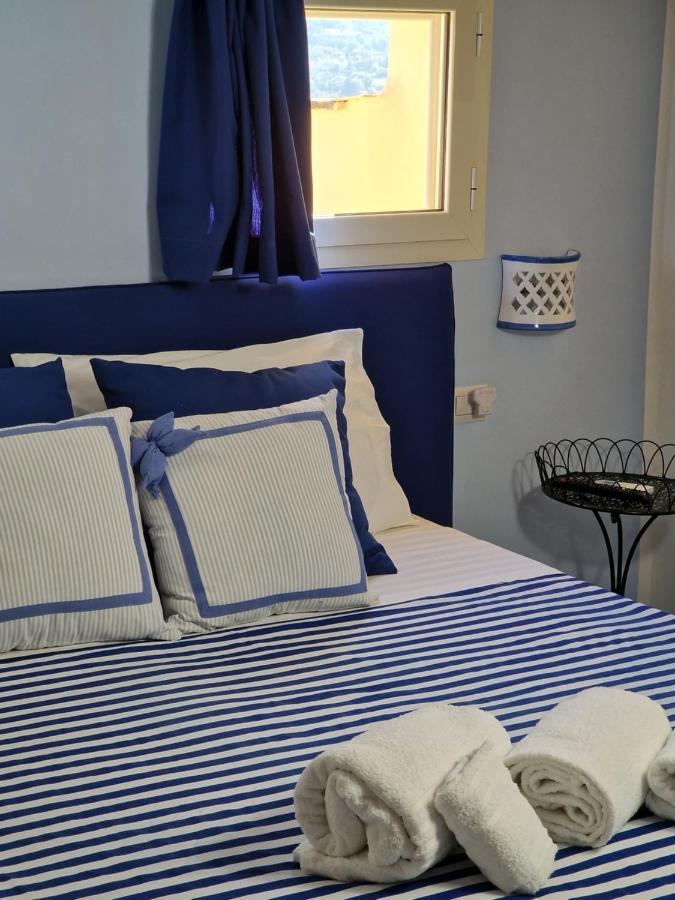 La Torretta Sea View Rooms วีโกเอเกวนเซ ภายนอก รูปภาพ