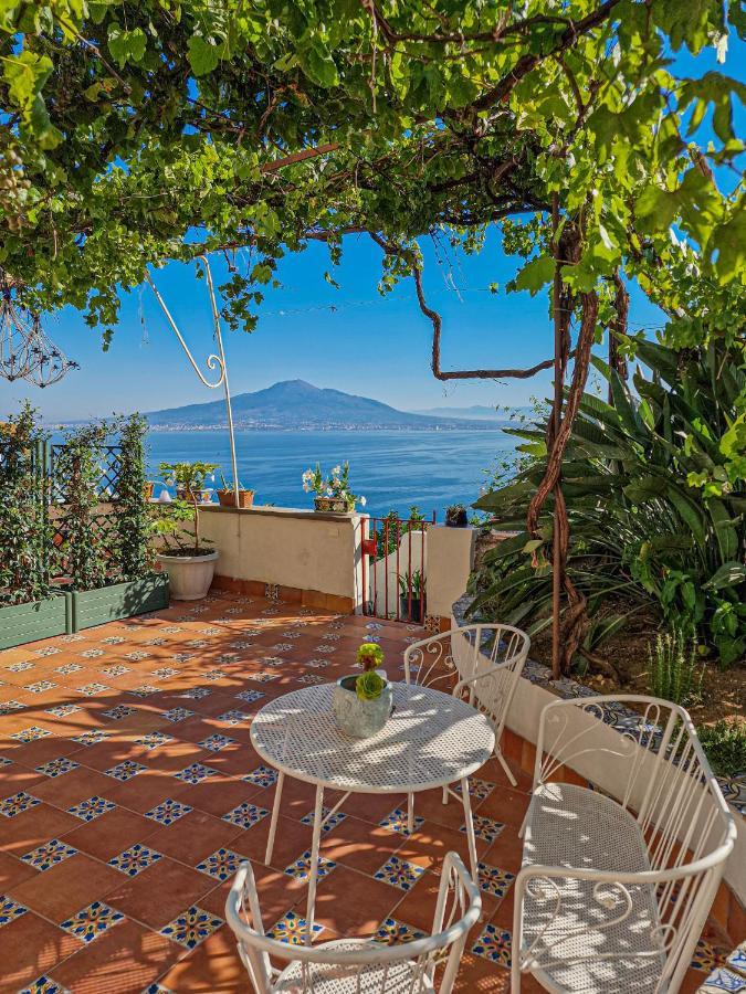 La Torretta Sea View Rooms วีโกเอเกวนเซ ภายนอก รูปภาพ