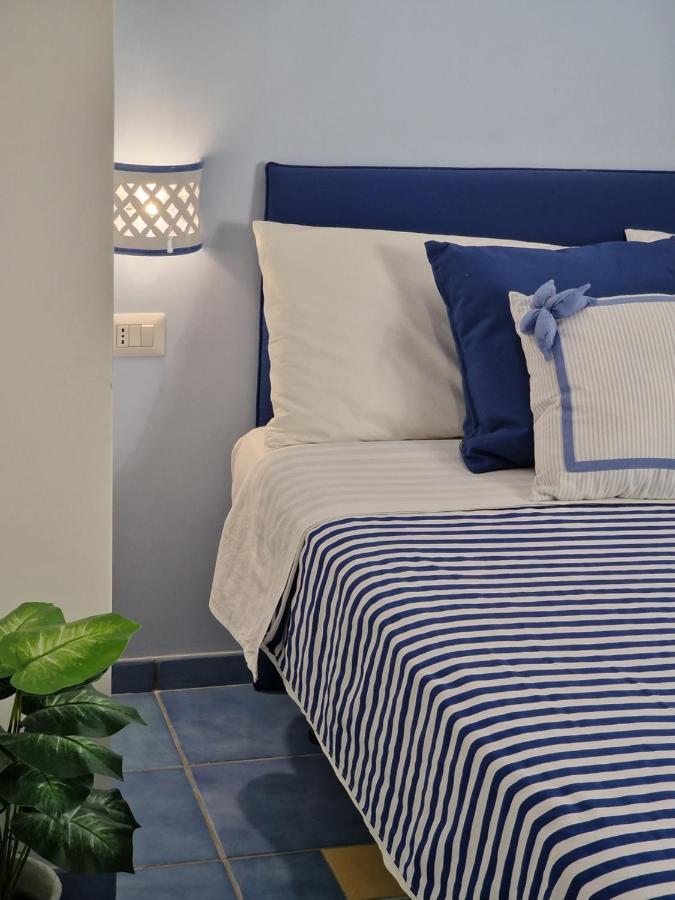 La Torretta Sea View Rooms วีโกเอเกวนเซ ภายนอก รูปภาพ