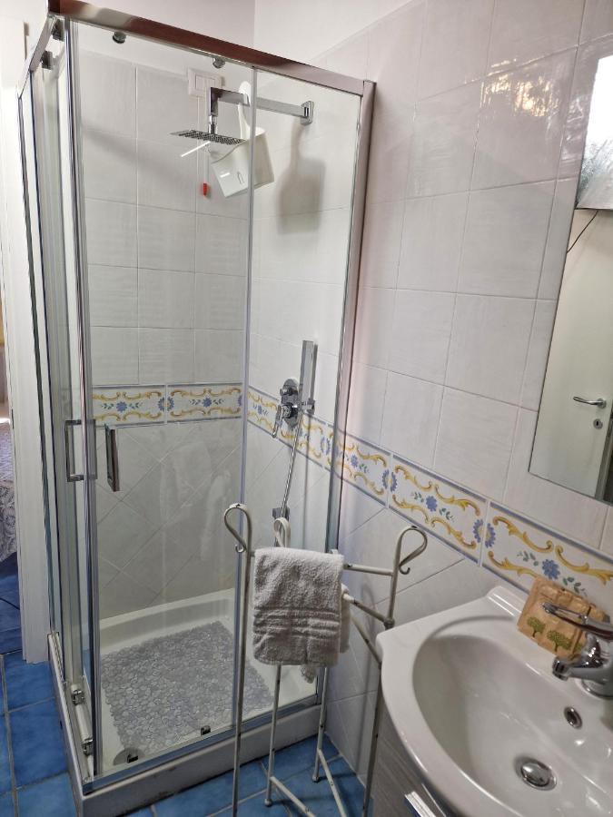 La Torretta Sea View Rooms วีโกเอเกวนเซ ภายนอก รูปภาพ