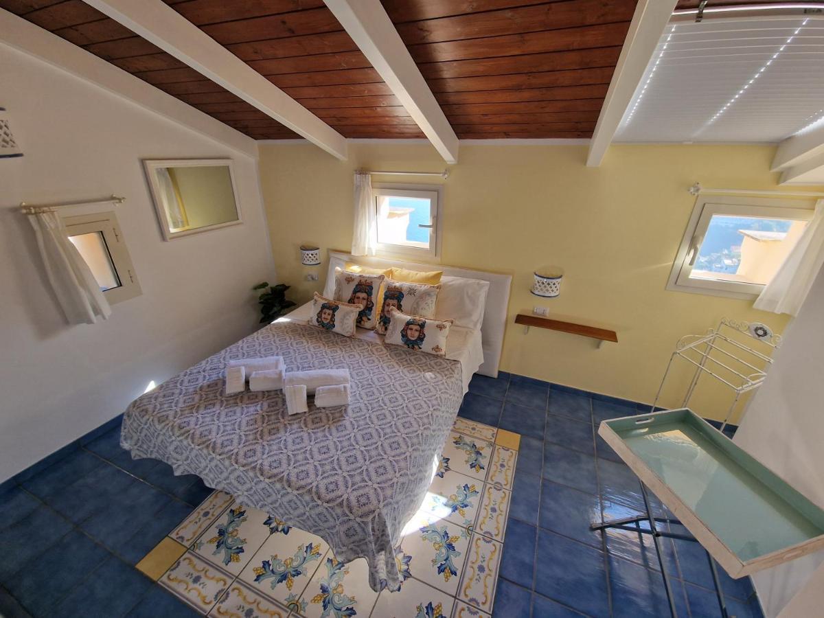 La Torretta Sea View Rooms วีโกเอเกวนเซ ภายนอก รูปภาพ